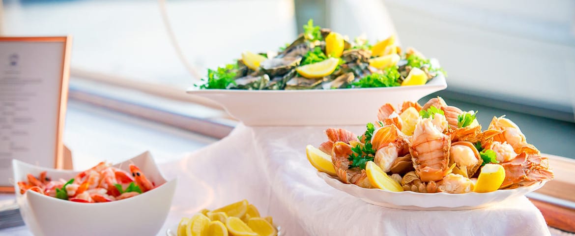 Luxury Yacht Fine Dining, Seafood Banquet Waterline Charters Phoenix One Phoenix 1 Phoenix I Patriot One Patriot 1 Patriot I luxury yacht charter fishing yacht boat tour day tour Queensland qld Gold Coast gc australia function party